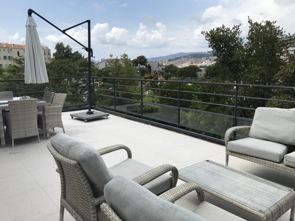 Appartement Montfleury, 2 Terrasses, 2 Chambres , 2 Sdb , Pkg Prive Piscine, 15 Min Walk To Croisette Beach And Palais Des Festivals Cannes Bagian luar foto